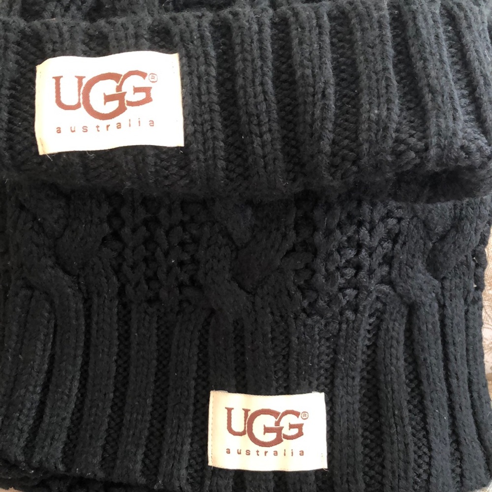Ugg hat and scarf set